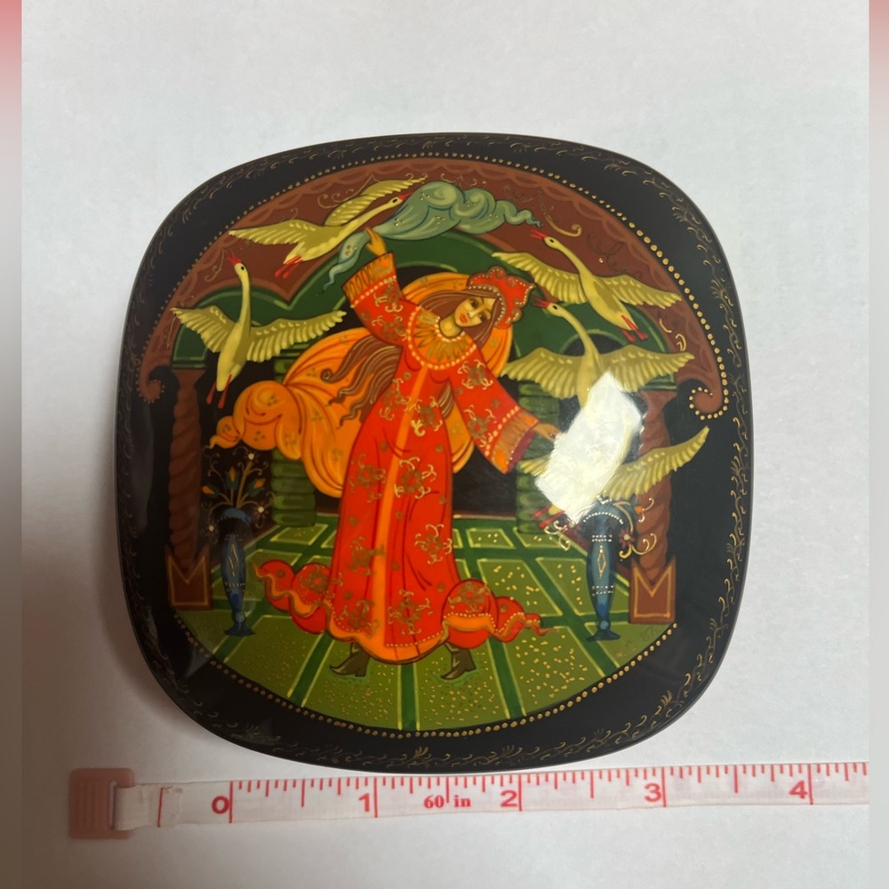 Hand-Painted Russian Lacquer Trinket Box in Red and Black